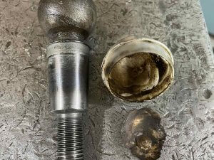 Реставрація шарових опор Lincoln Aviator