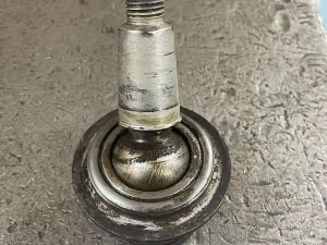 Реставрація шарових опор Lincoln Aviator