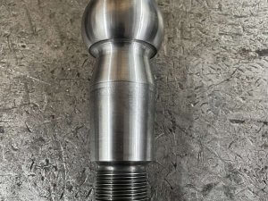 палец наконечников Claas Axion 950 после обработки(восстановления)