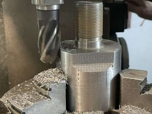 Изготовление новых корпусов тяги гидроштока Claas Axion 950