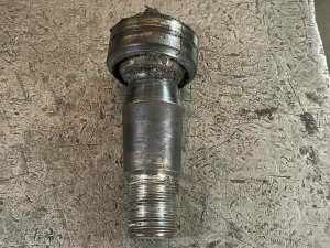 пальцы наконечников Claas Axion 950 до восстановления