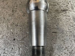 Пальцы тягача Oshkosh после обработки