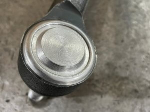 Закрываем шаровую основу специально изготовленной крышкой