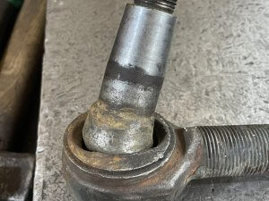 Рулевые наконечники Oshkosh до реставрации