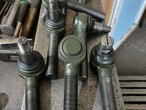 Реставрация рулевых наконечников тягача OSHKOSH (ОШКОШ) окончена