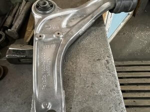 Рычаги Lincoln MKX после очистки