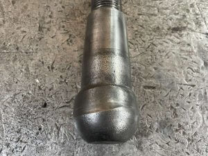 Состояние пальцев наконечников тягача Oshkosh